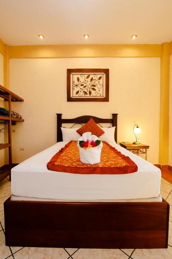 Hotel Quinta Maya فلوريس المظهر الخارجي الصورة