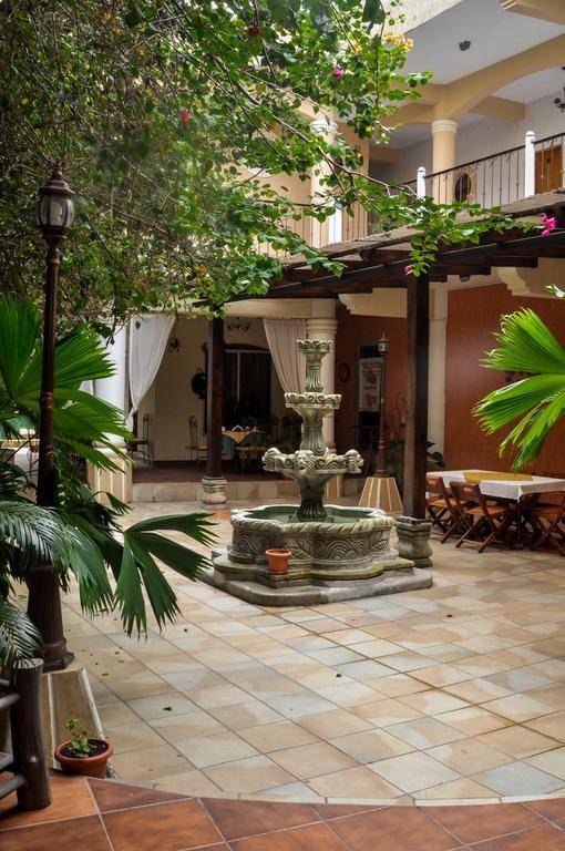 Hotel Quinta Maya فلوريس المظهر الخارجي الصورة