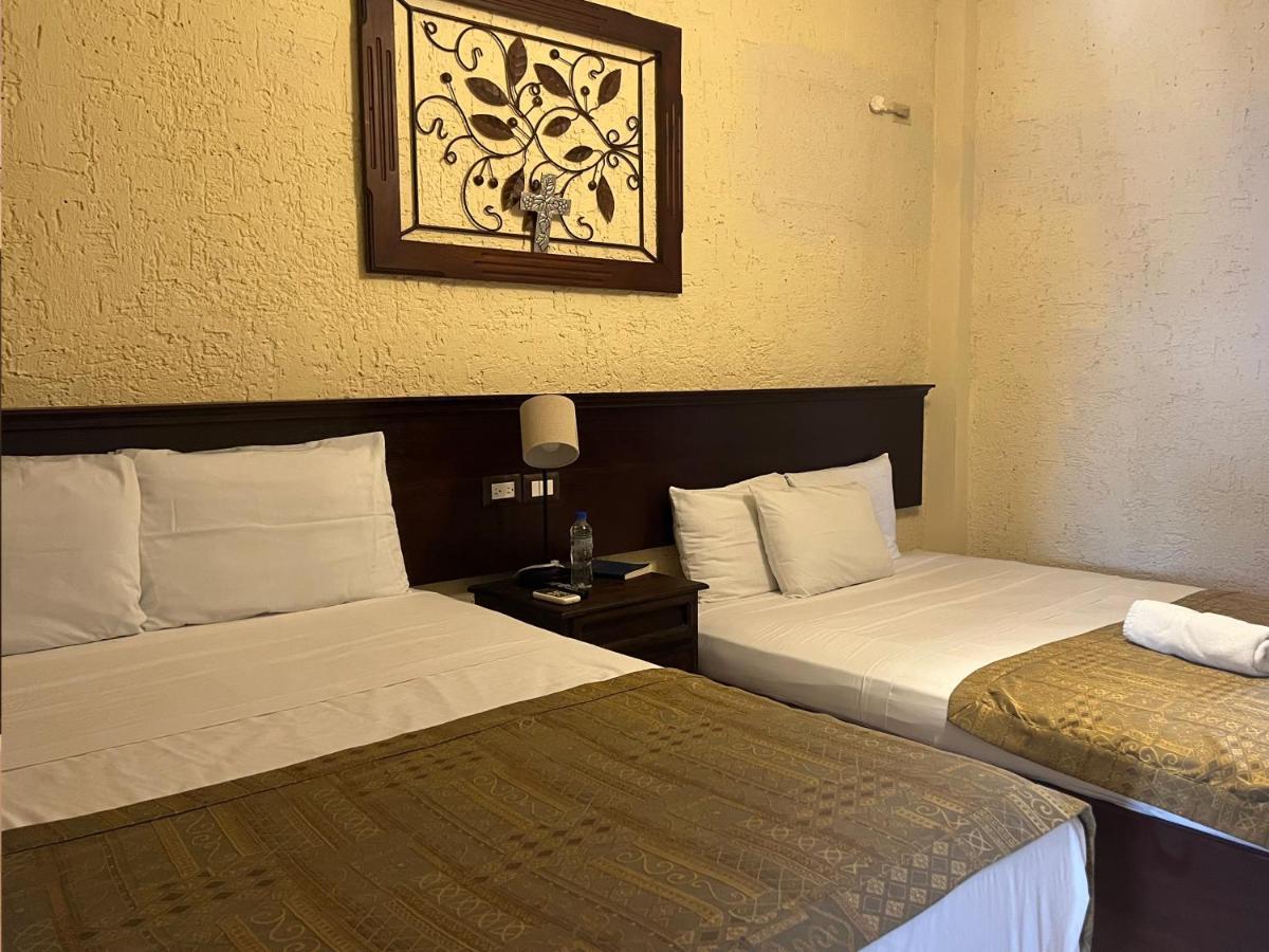 Hotel Quinta Maya فلوريس المظهر الخارجي الصورة