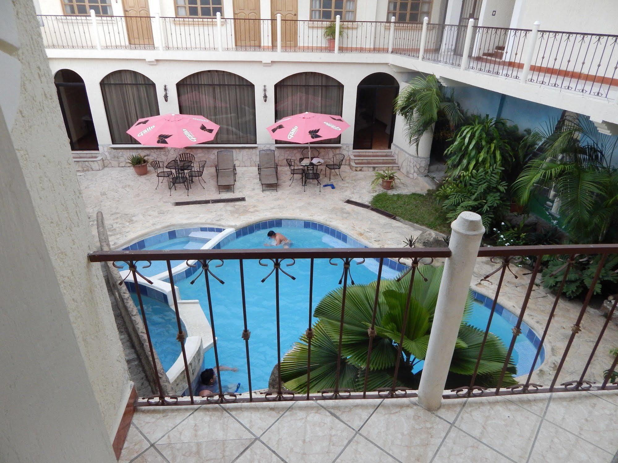 Hotel Quinta Maya فلوريس المظهر الخارجي الصورة