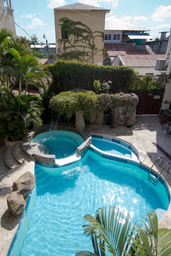 Hotel Quinta Maya فلوريس المظهر الخارجي الصورة