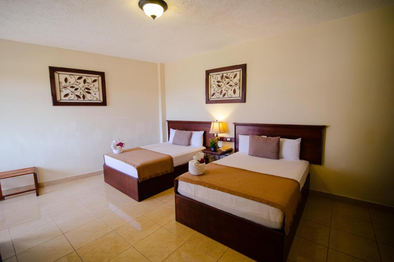 Hotel Quinta Maya فلوريس المظهر الخارجي الصورة