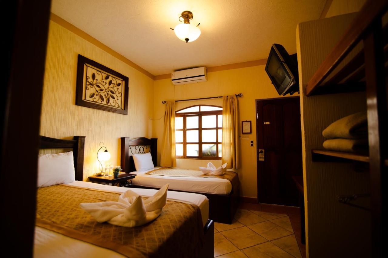 Hotel Quinta Maya فلوريس المظهر الخارجي الصورة